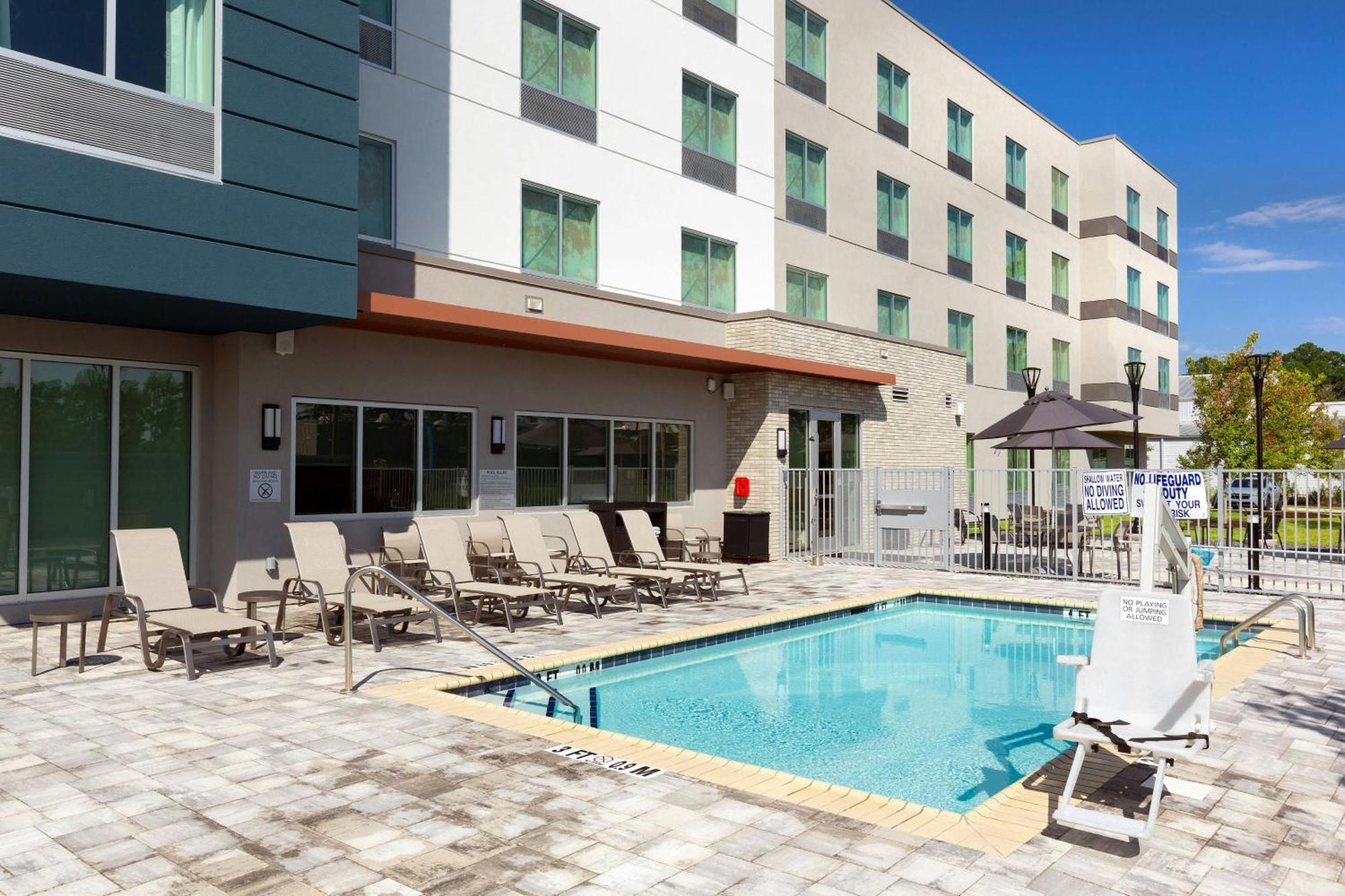 Fairfield By Marriott Inn & Suites Coastal Carolina Conway Bagian luar foto